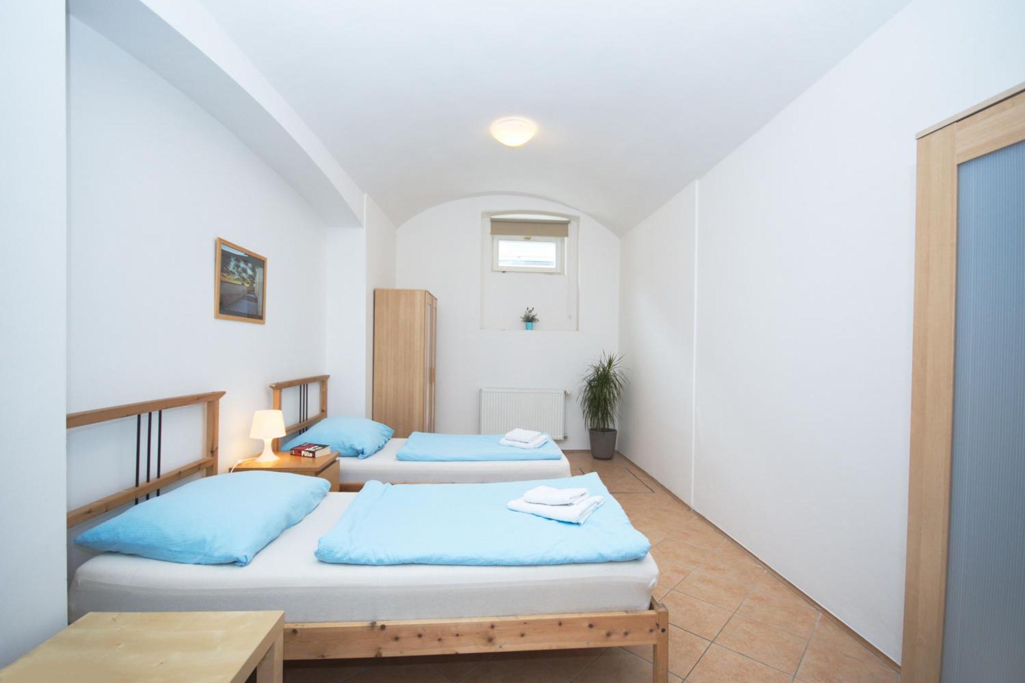 Residence Kostnicke Square Prague Luaran gambar