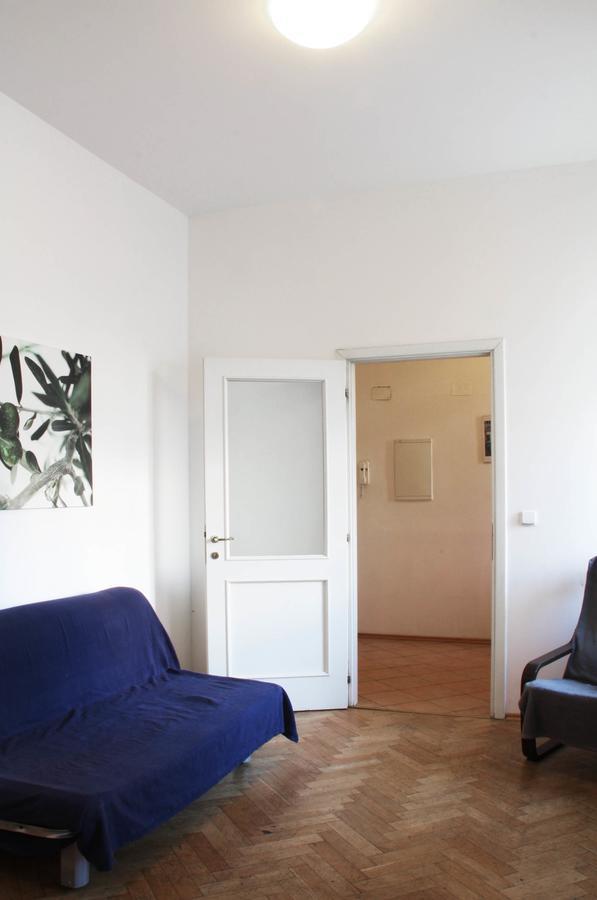 Residence Kostnicke Square Prague Luaran gambar
