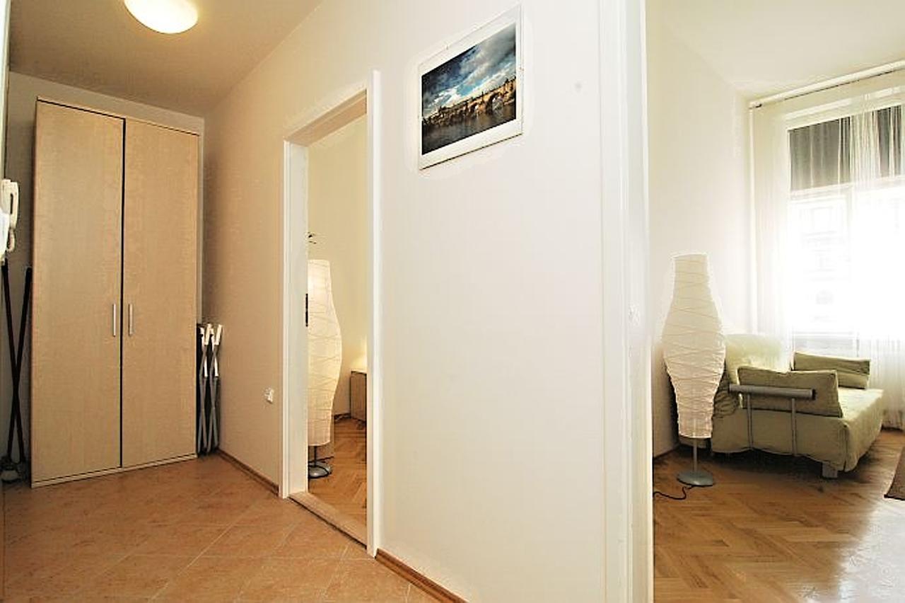 Residence Kostnicke Square Prague Luaran gambar