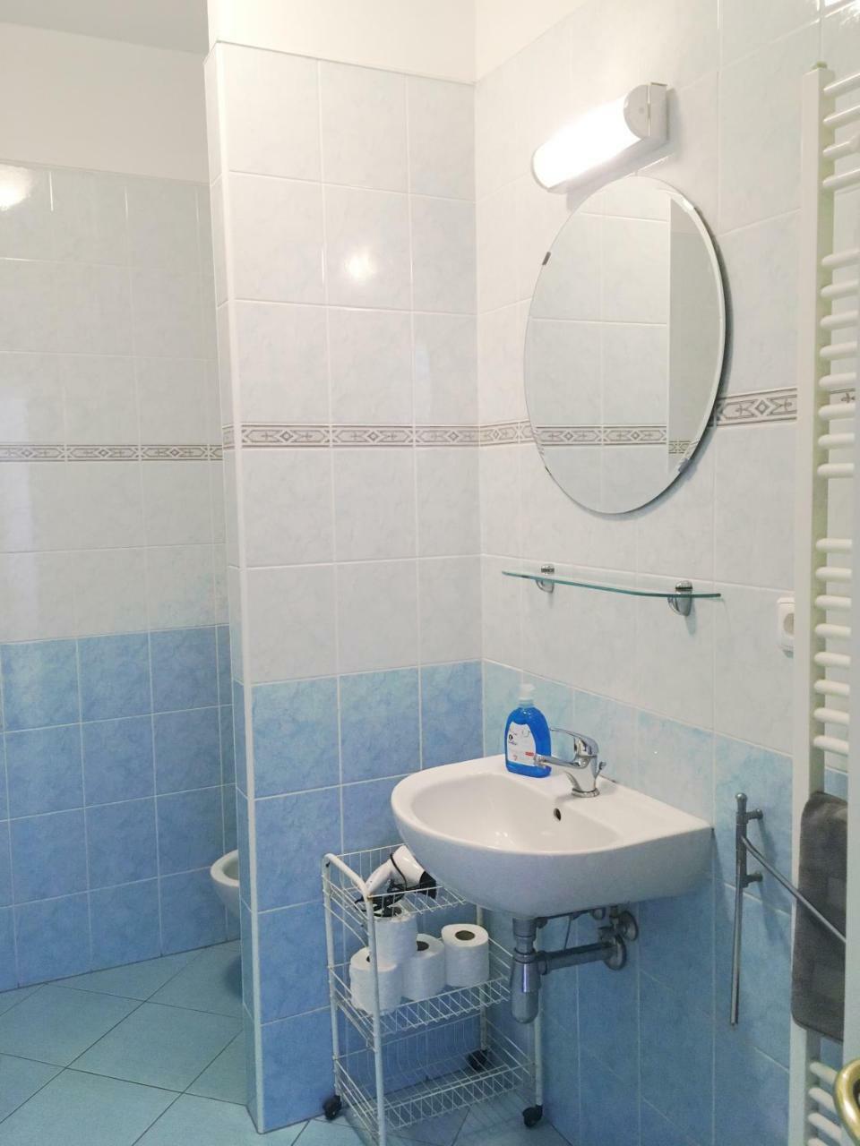 Residence Kostnicke Square Prague Luaran gambar