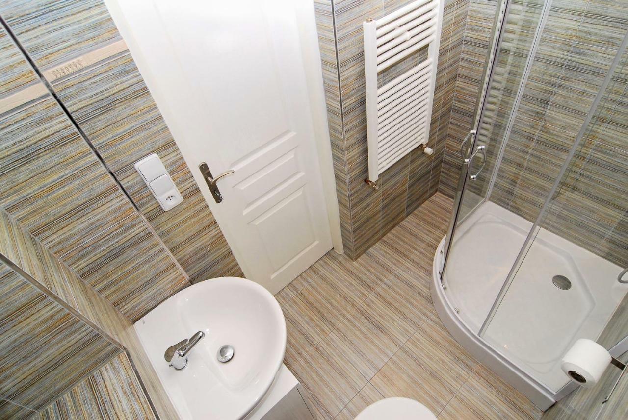 Residence Kostnicke Square Prague Luaran gambar